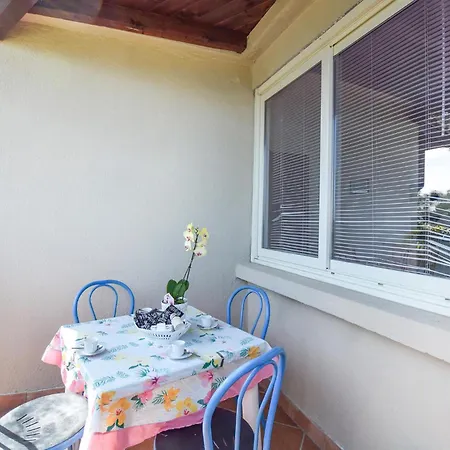 1 Bedroom Amazing In Stalettì